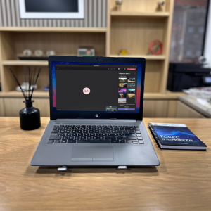 COMPUTADOR PORTATIL HP 240 G7- 14" PULGADAS - Intel Core i5 10th gen - DDR4 12 GIGAS - SSD 128GB + HDD 1TB